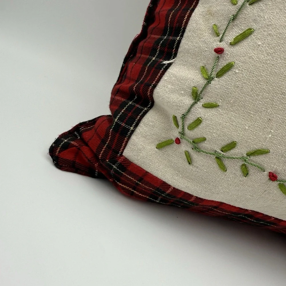 Christmas Throw Pillow Embroidered Quilted Plaid 3D Folksy Rustic Acorn Tree‎